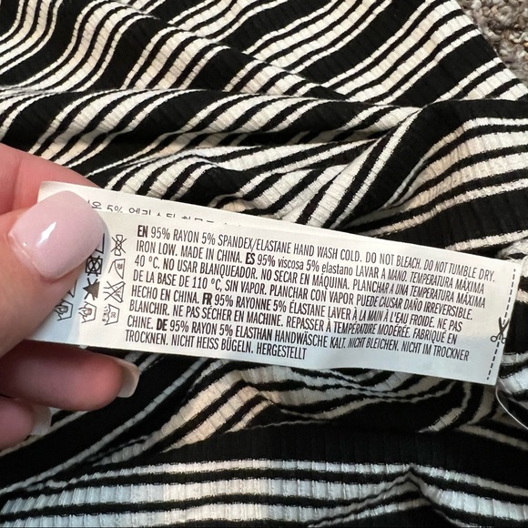 English Factory Black & White Bell Long Sleeve - Picture 4 of 7